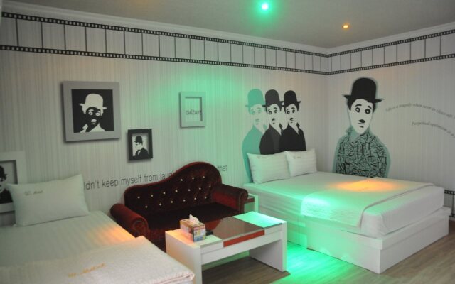 W Motel