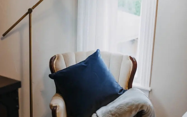 Iron Kettle Bed and Breakfast