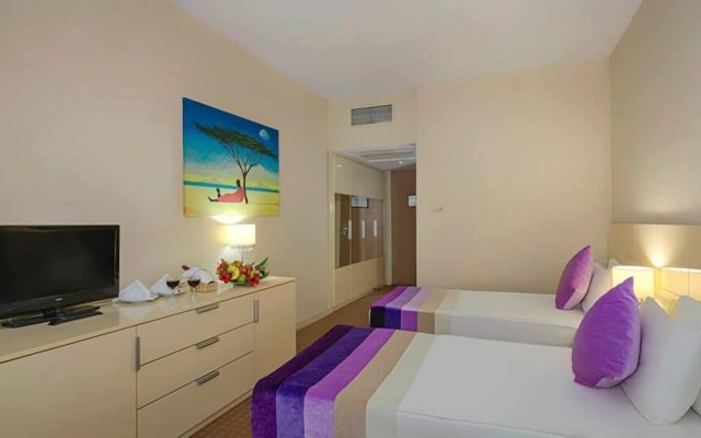белек green max hotel