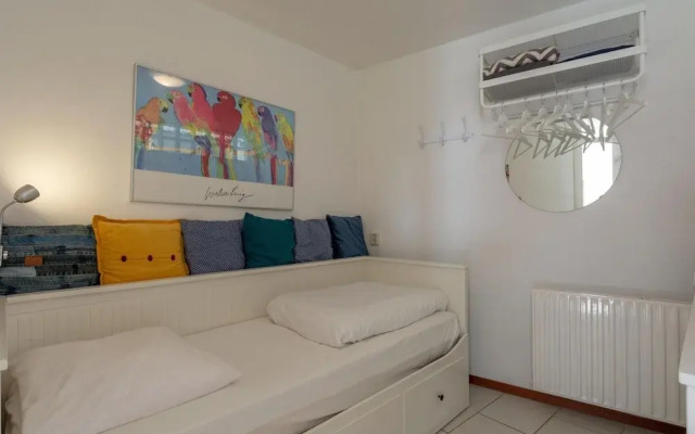 Holiday Apartment Opposite the Beach