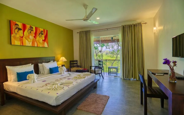 Tropical Life Resort And Spa
