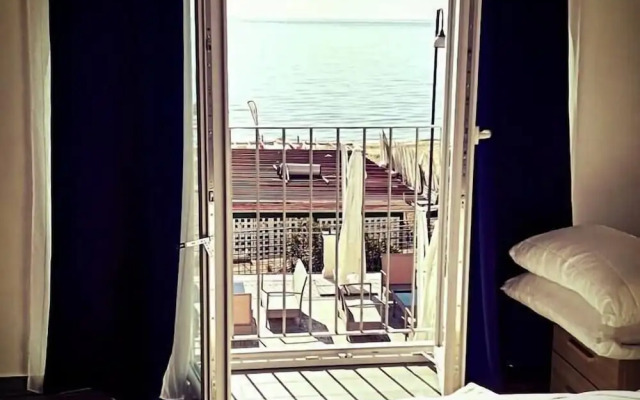 Klaton Beach Hotel