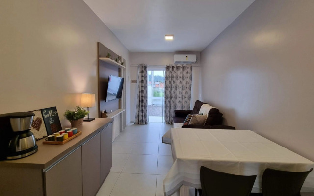 Curta Praia de Armação Casa Hortênsia