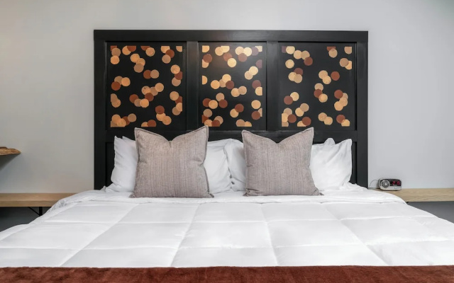 The Lincoln Boutique Motel