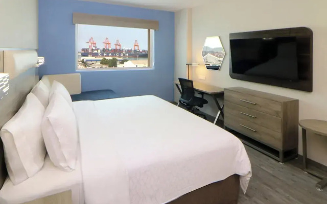Holiday Inn Express Manzanillo