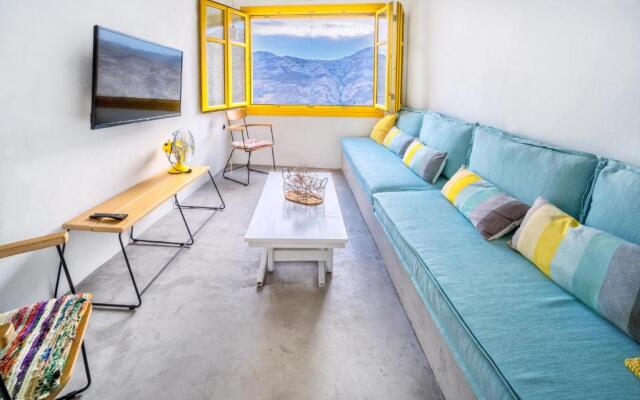 Serifos 1890 cliff house