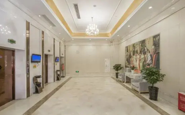 Leking Hotel (Anqing Tianzhushan Airport High speed Railway Station Store)