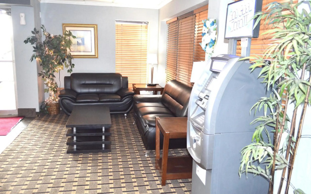 Americas Best Value Inn & Suites St. Cloud