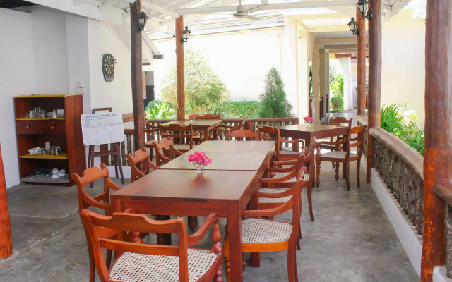 Blue Eyes Inn