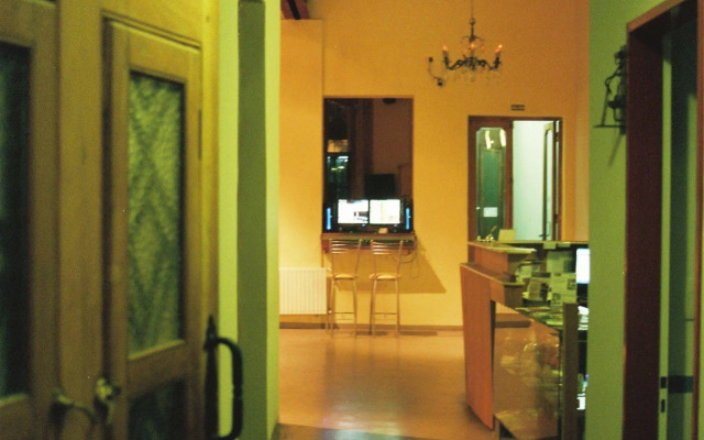 Sabatico Travelers Hostel & Guesthouse