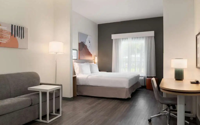 Spark by Hilton Savannah South I-95