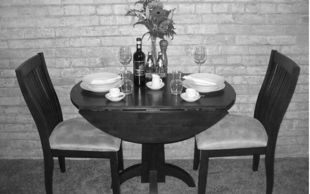 Wellington Street Inn