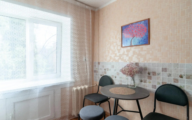 Home (Хоум) на проспекте им. Газеты Красноярский Рабочий 68А