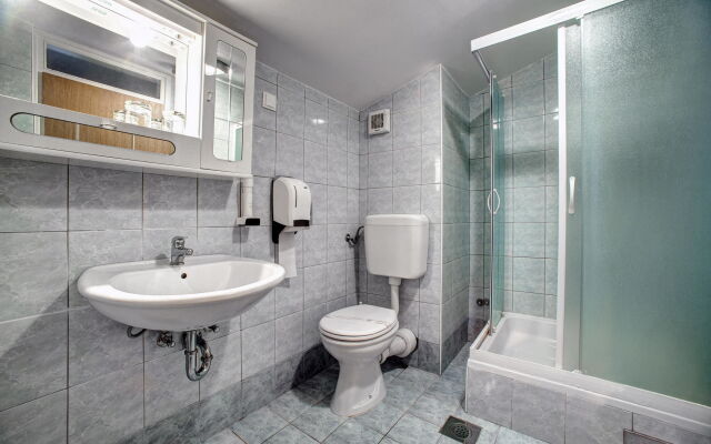 Hotel Skradinski Buk