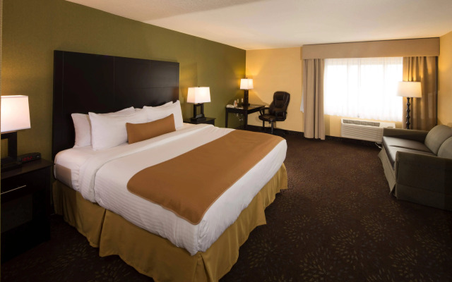 Wyndham Garden Sterling Heights