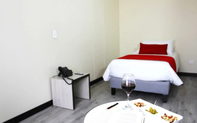 Hotel WLH Bogota - White Lighthouse