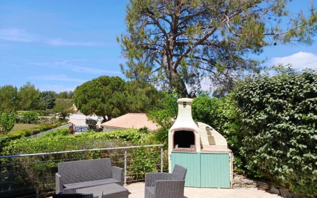 T3 Rez de Jardin,Piscine Privée