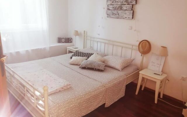 Apartment and Rooms Vilma