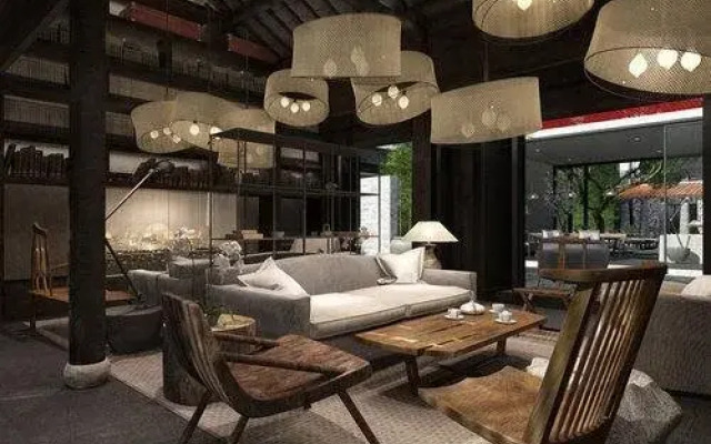 Yangjiatang Seclusive Genealand