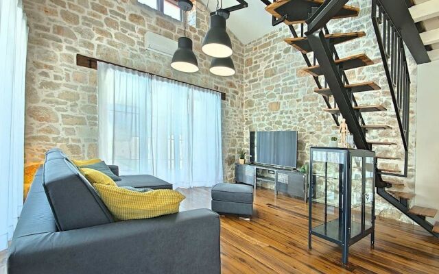 Villa M