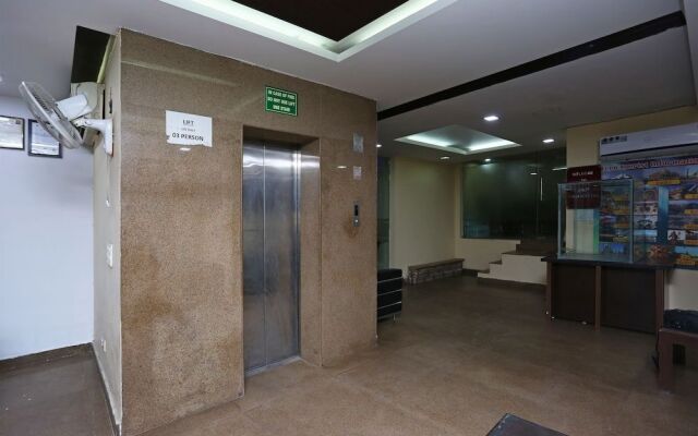 Oyo 15096 Hotel Daya Continental