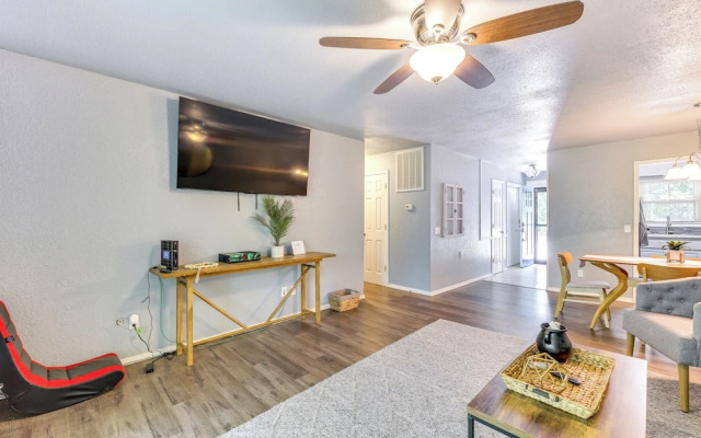 Serene Bella Vista Getaway Near Trails!