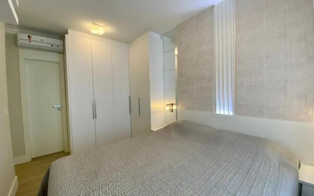 Luxuoso Apartamento 3 quartos na Praia de Bombas