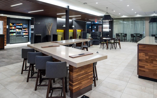 Courtyard by Marriott Kansas City Olathe