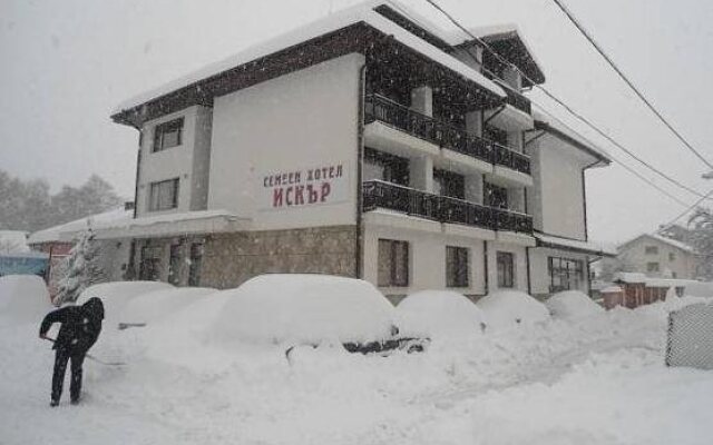 Family hotel Iskar