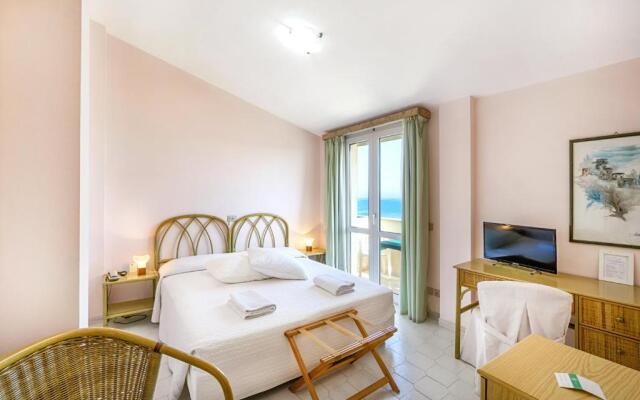 Hotel Mida