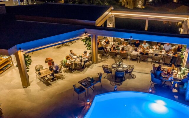 Creta Blue Boutique Hotel & Suites