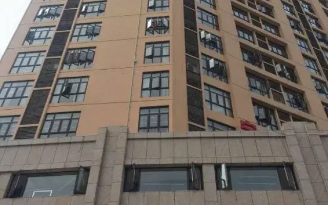 Yeste Hotel (Yulin Yudong New District Wentilu)