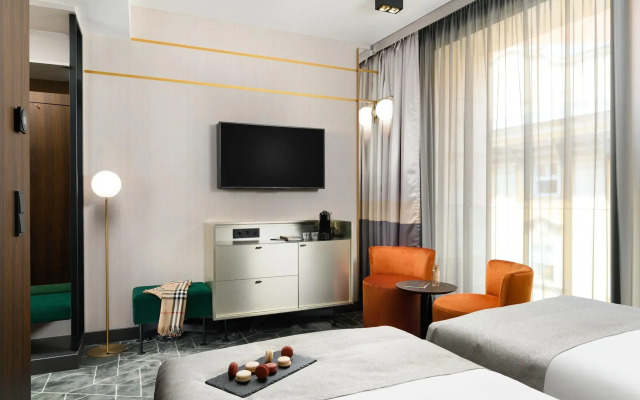 Emerald Hotel