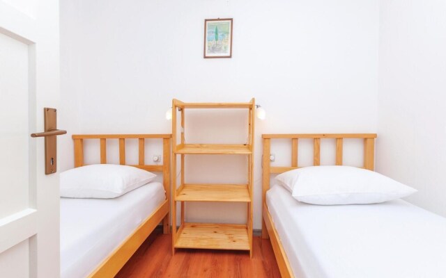 Stunning Home in Jadrija With Wifi and 2 Bedrooms