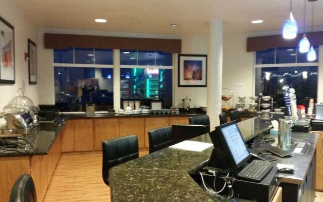 Hampton Inn & Suites Crescent City