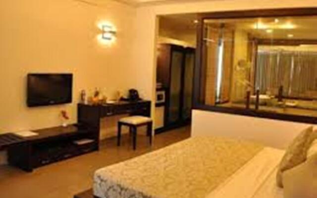 Tourmaline Hotel
