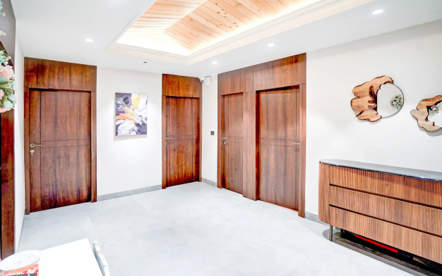 Sunday Premium 5 BHK Villa Mihika, Shimla