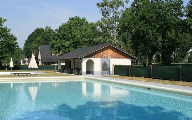 Beautiful Holiday Home With Bubble Bath