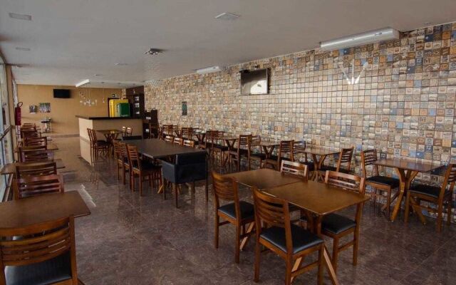 Royal Hotel  Gastronomia