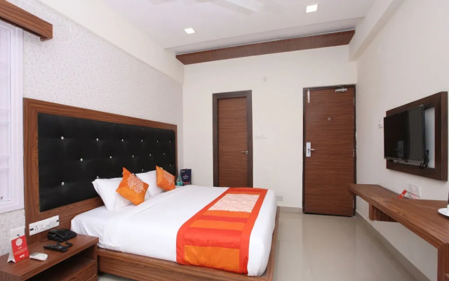 Capital O 14043 Hotel Star Holiday