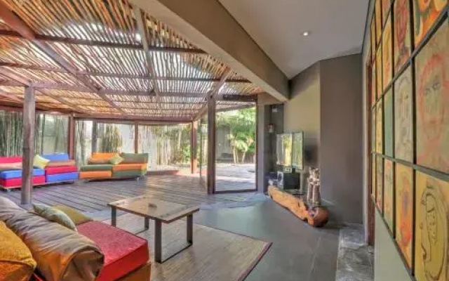 Arte Villa Central Seminyak