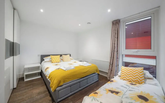 Modern 1-Bedroom Flat in Central London