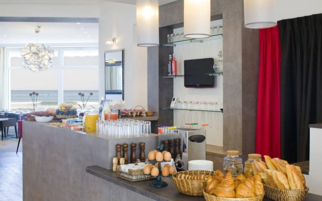 Hôtel & Spa Les Roches Noires