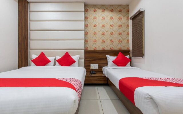 Oyo 24144 Tathastu Hotel