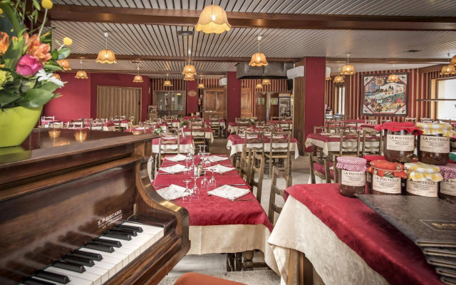 Hotel Du Commerce logis de france