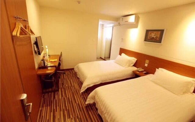 Jinguang Express Hotel Chengdu Yingmenkou Branch