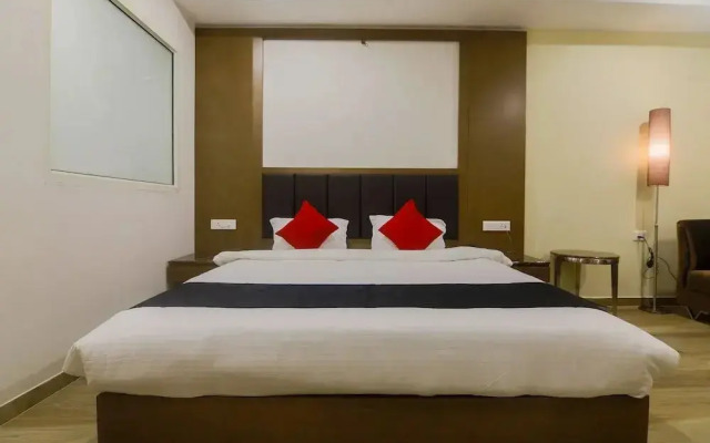 Club Nirvana by OYO Rooms