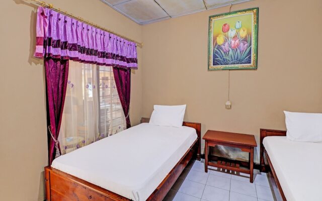 SPOT ON 92028 Hotel Surya Near Pelabuhan Gilimanuk