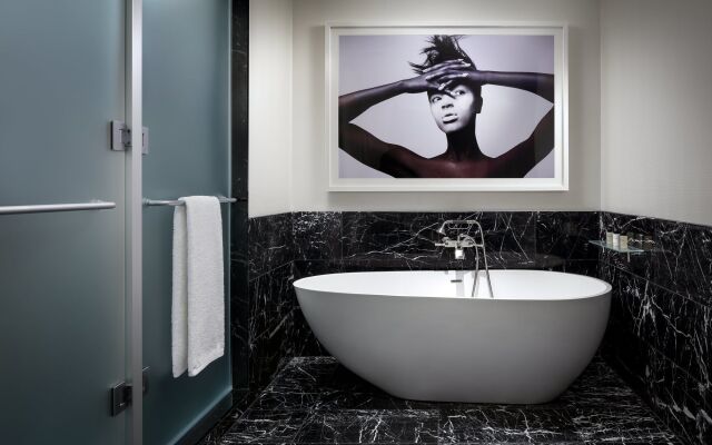 Bisha, a Luxury Collection Hotel Toronto