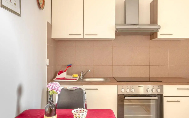 Apartments and rooms with WiFi Njivice, Krk - 5362